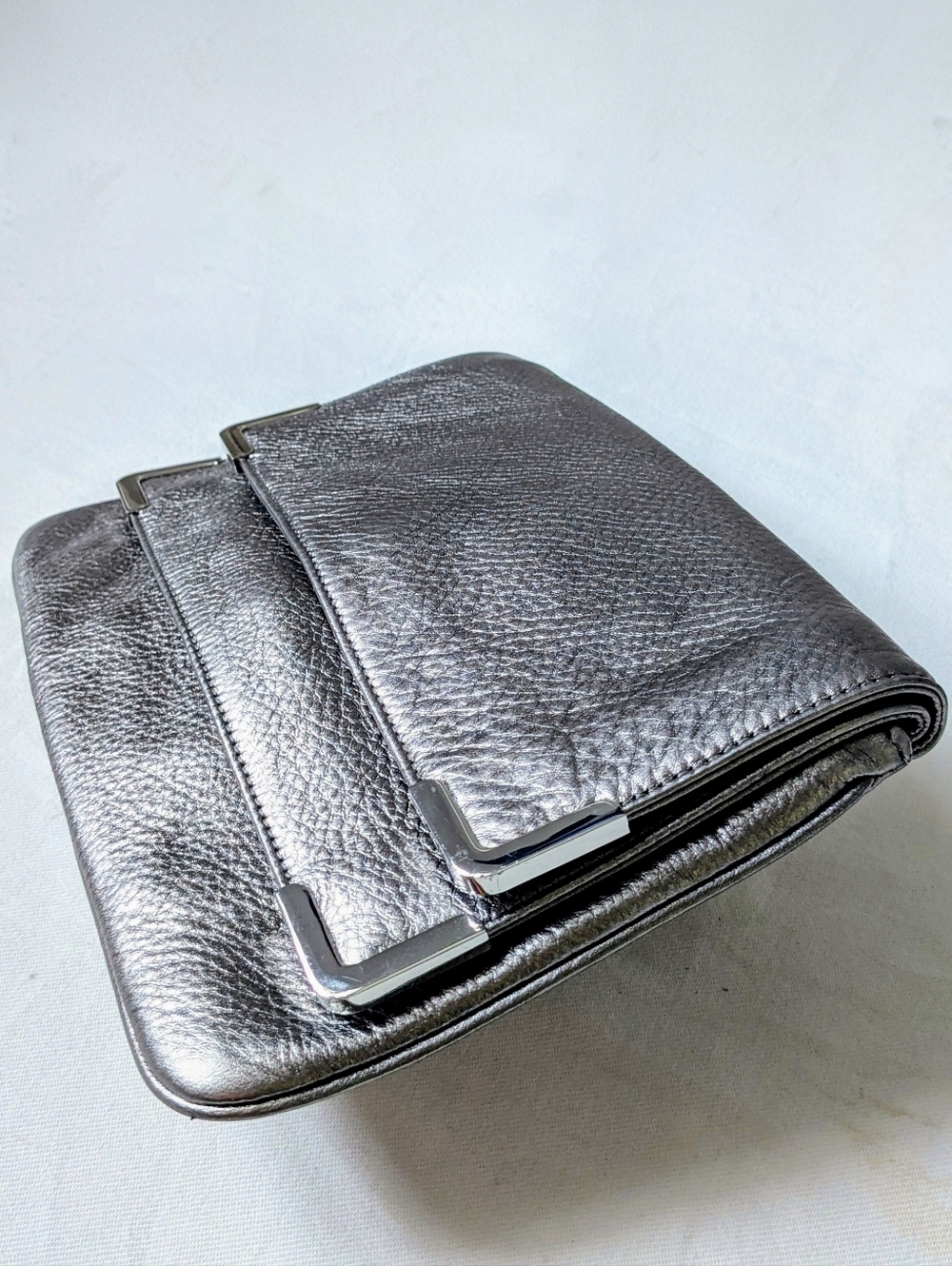 Michael Kors Metallic Gray / Silver Pebbled Leather Large Clutch Bag - Picture 5 of 9